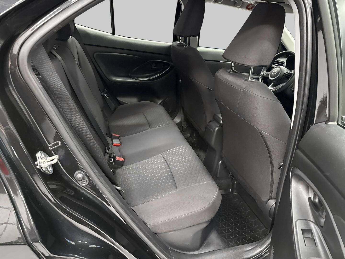 TOYOTA YARIS CROSS 2024