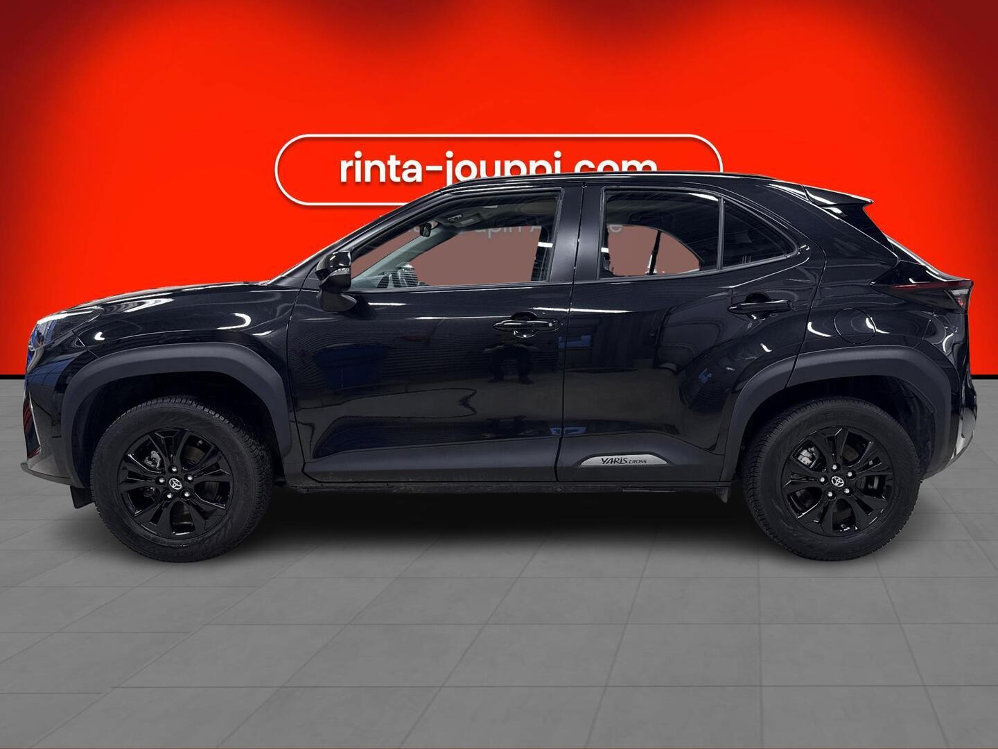 TOYOTA YARIS CROSS 2024