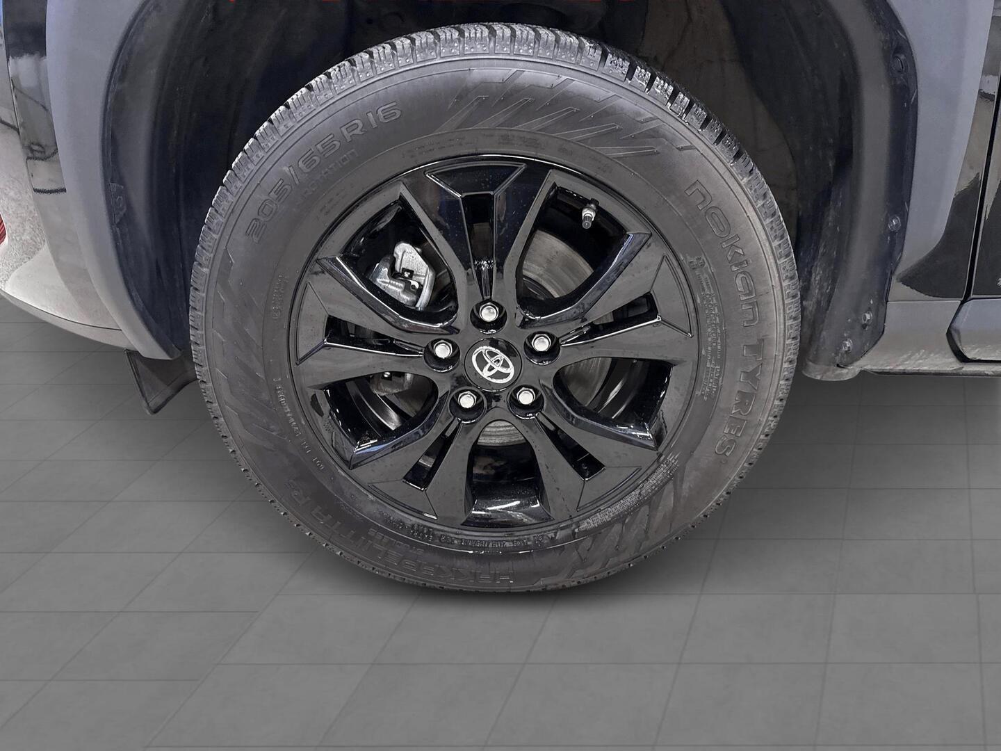 TOYOTA YARIS CROSS 2024