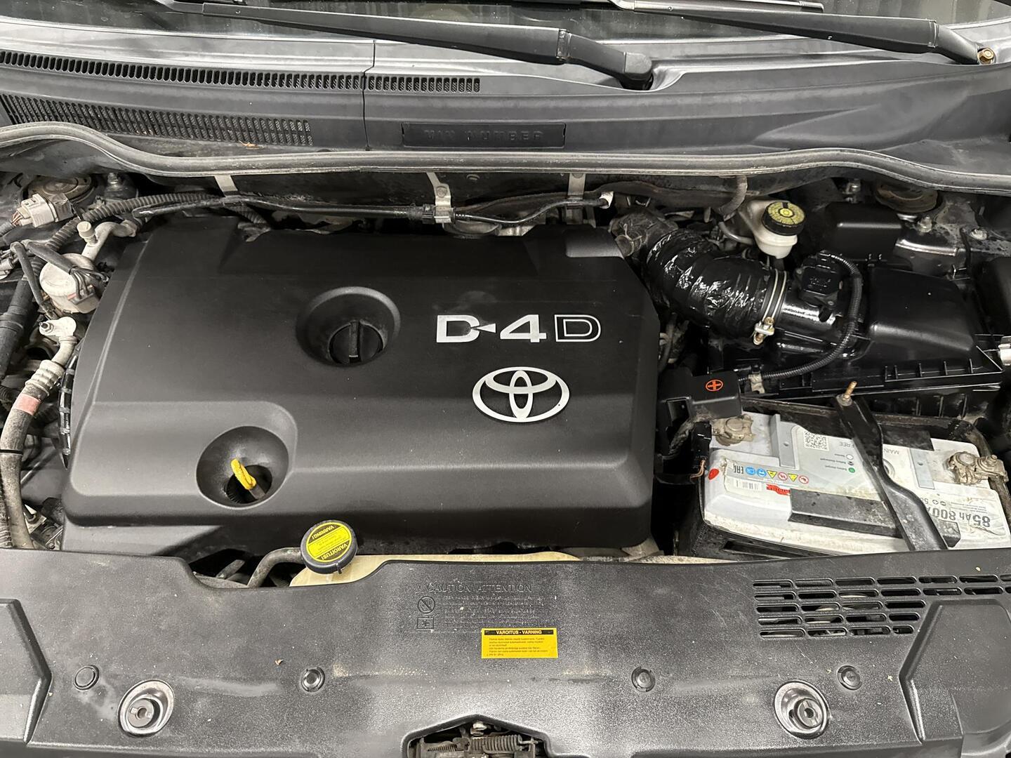 TOYOTA Corolla Verso 2009