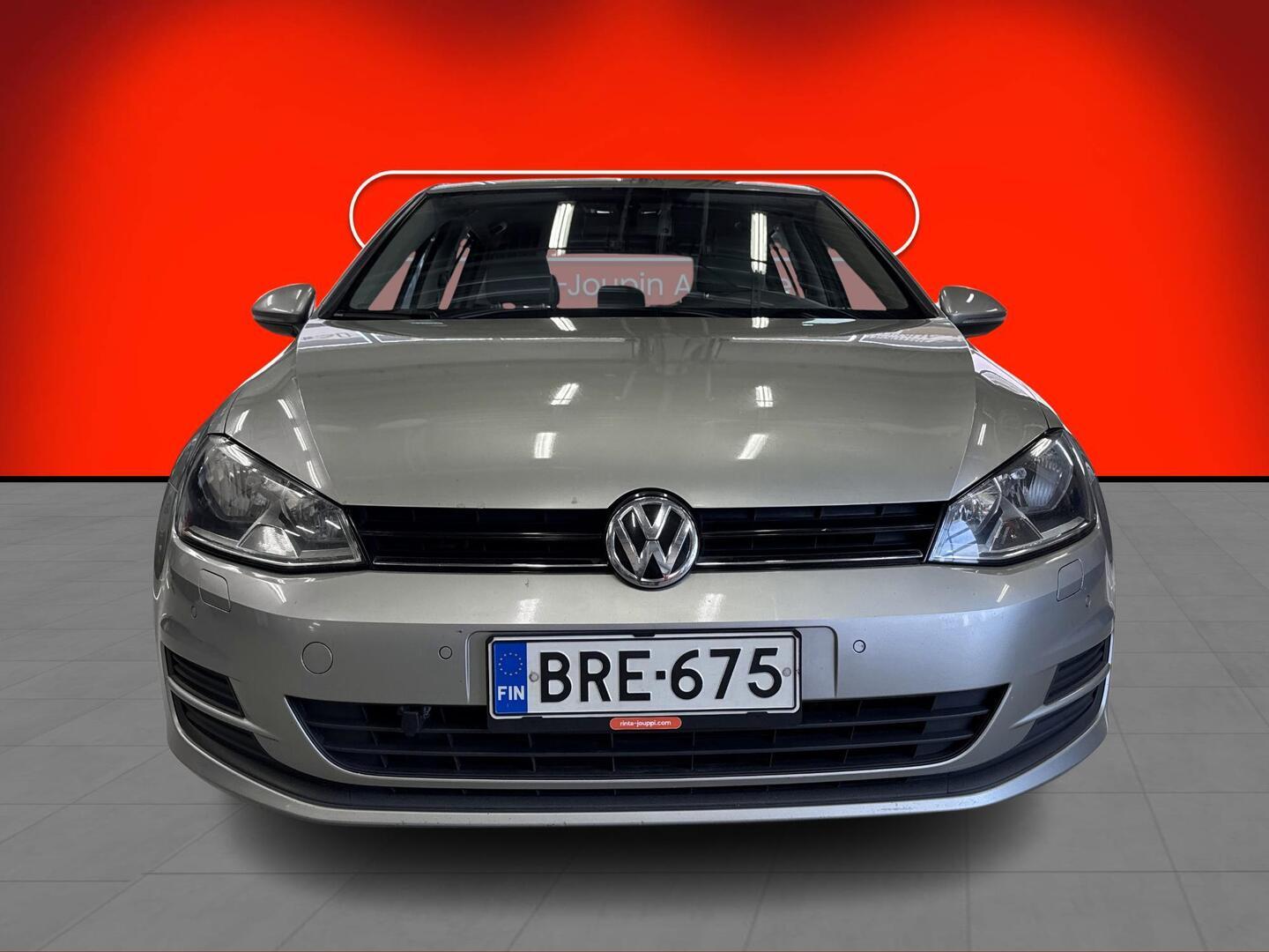 VOLKSWAGEN Golf 2013