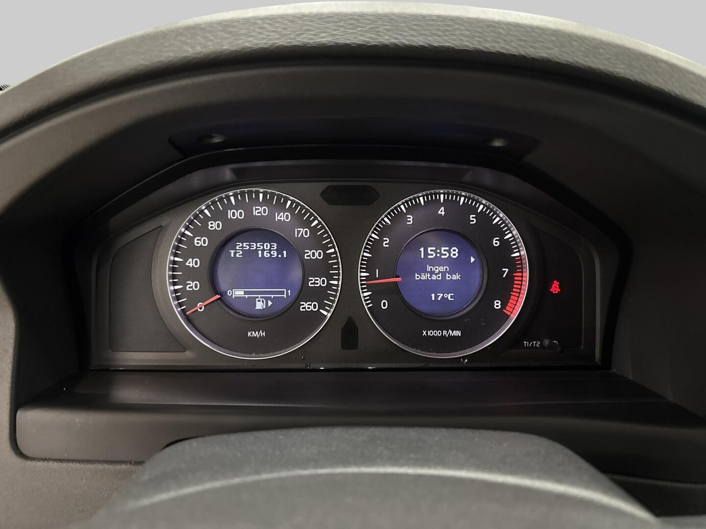VOLVO V70 2008