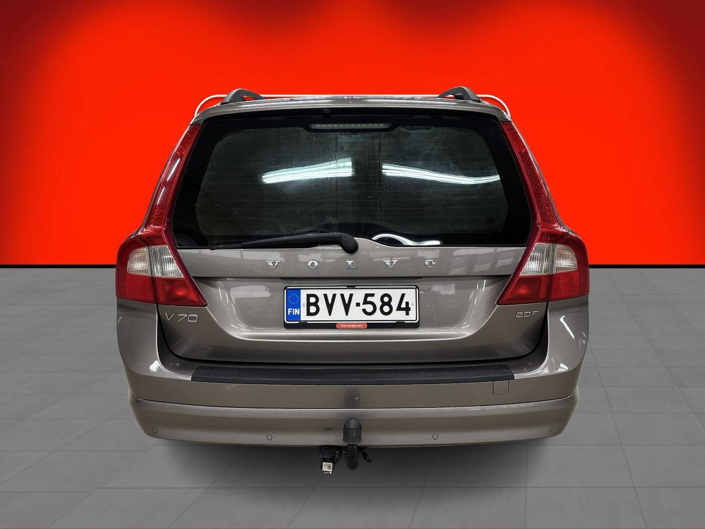 VOLVO V70 2008