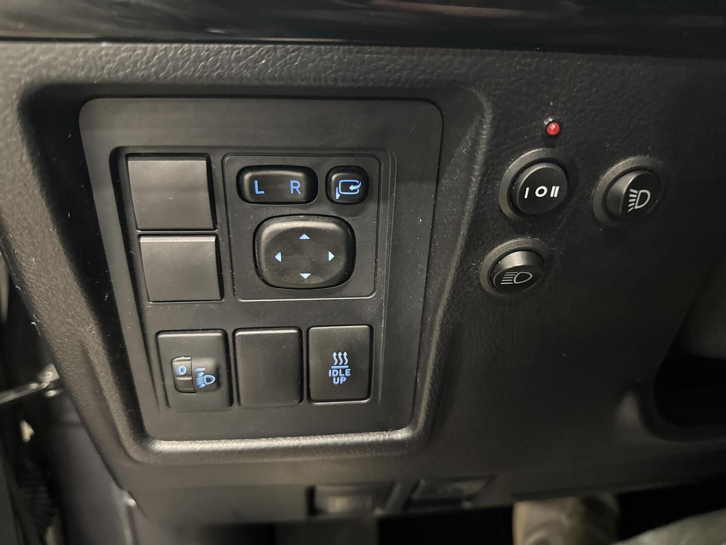 TOYOTA Land Cruiser 2020