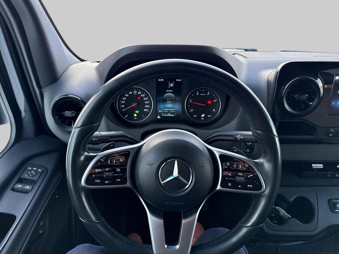 MERCEDES-BENZ Sprinter 2019