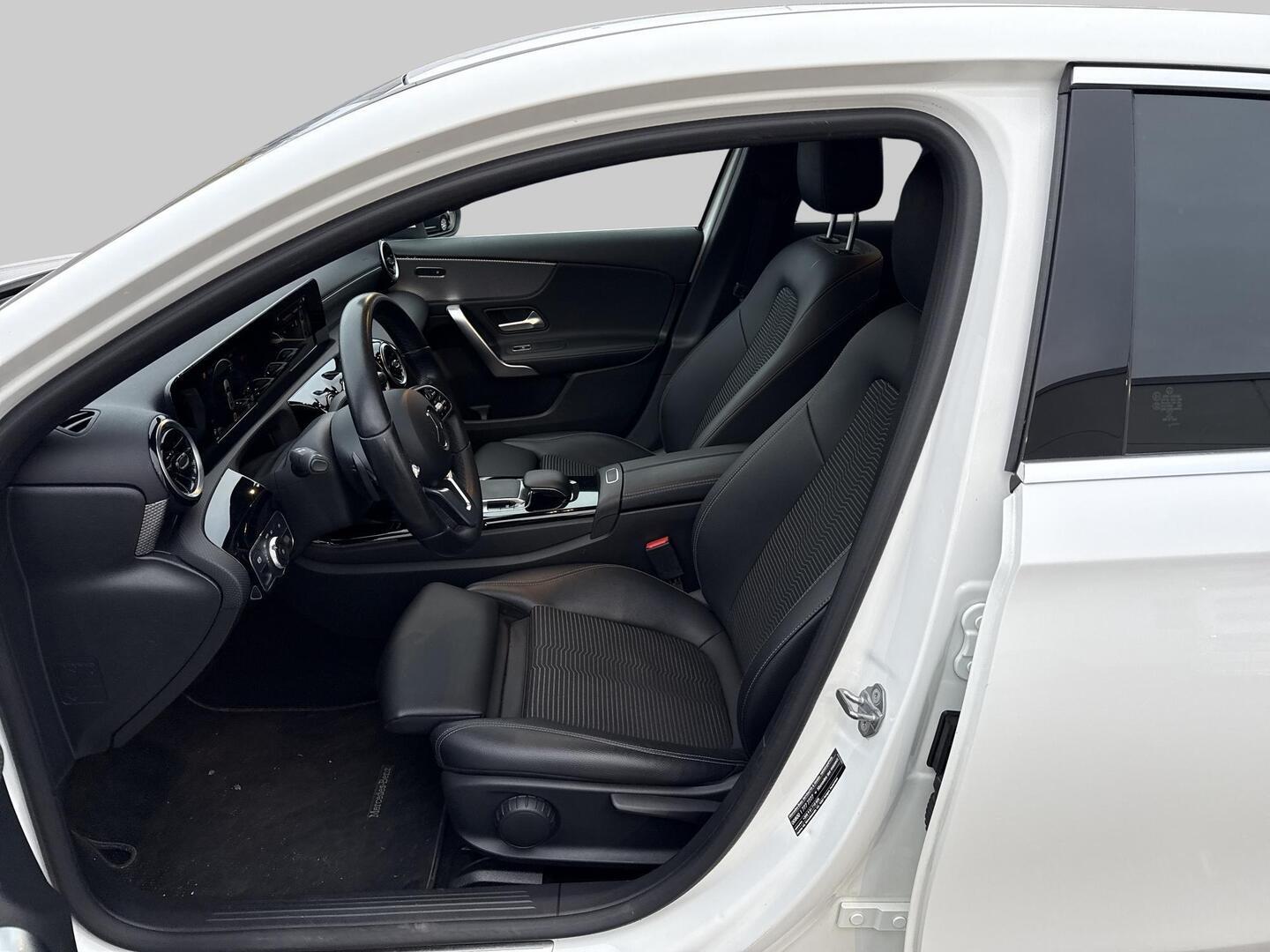 MERCEDES-BENZ A 2019