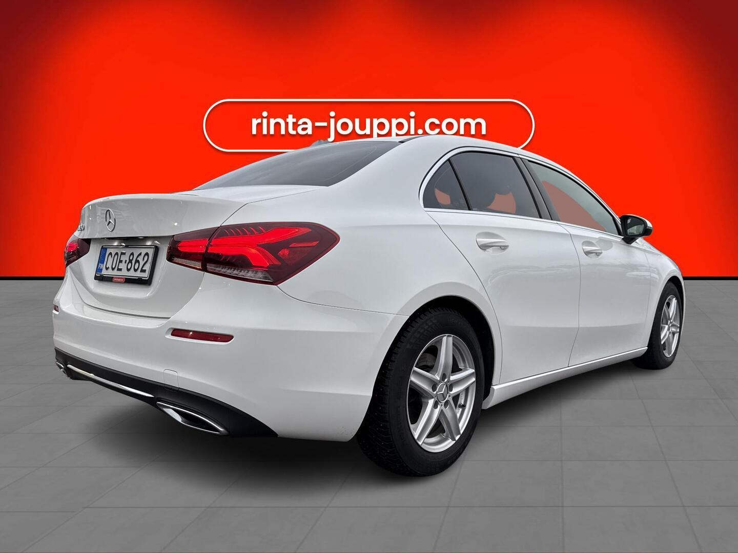 MERCEDES-BENZ A 2019