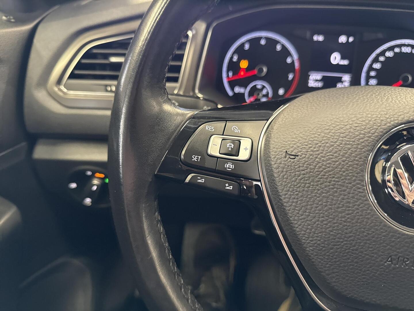 VOLKSWAGEN T-Roc 2020