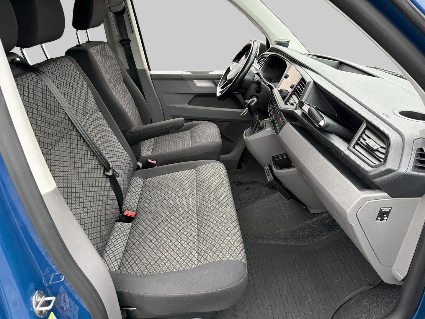 VOLKSWAGEN Caravelle 2020