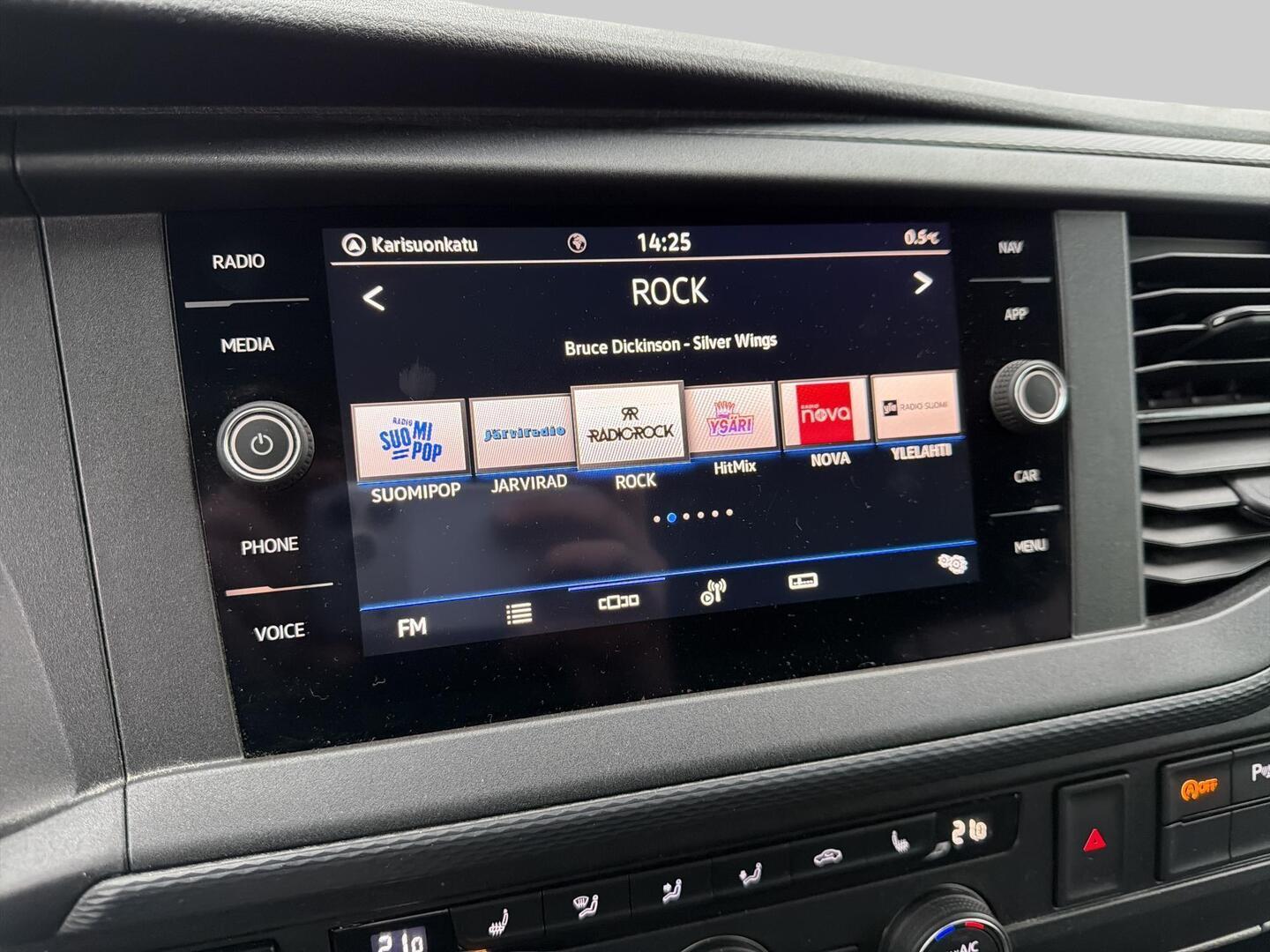 VOLKSWAGEN Caravelle 2020