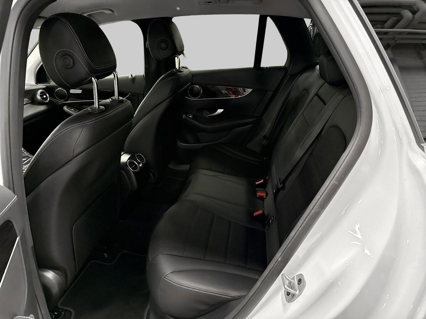 MERCEDES-BENZ GLC 2021