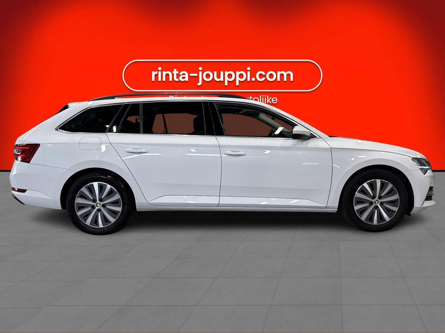 SKODA Superb 2022