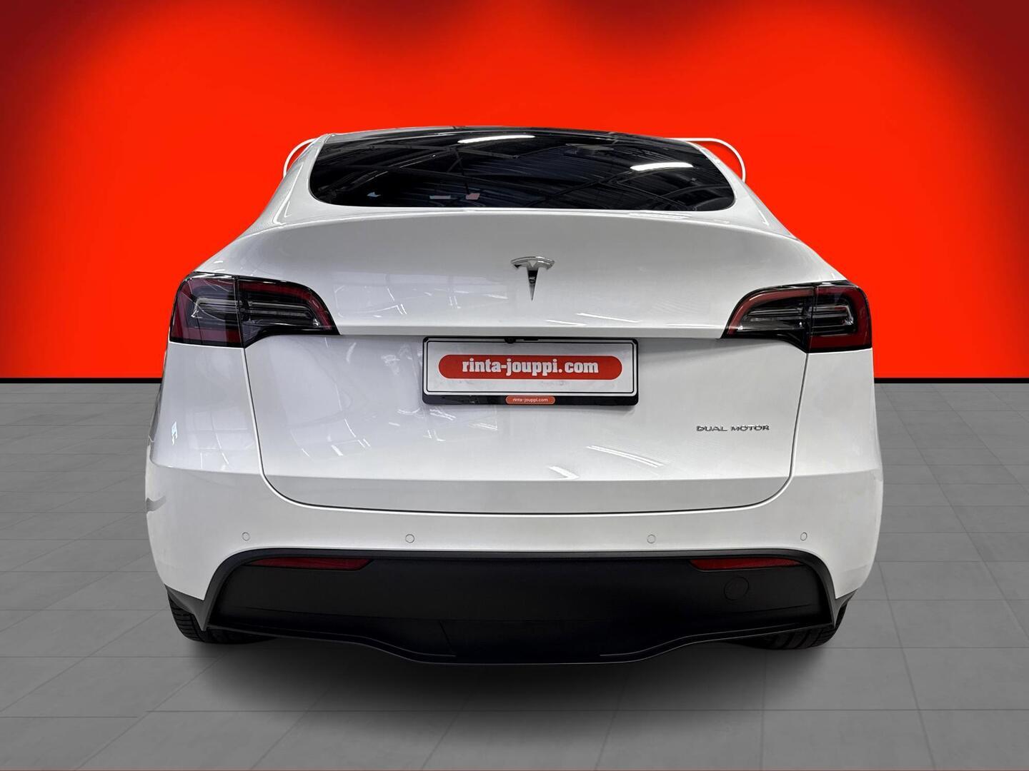 TESLA MODEL Y 2021