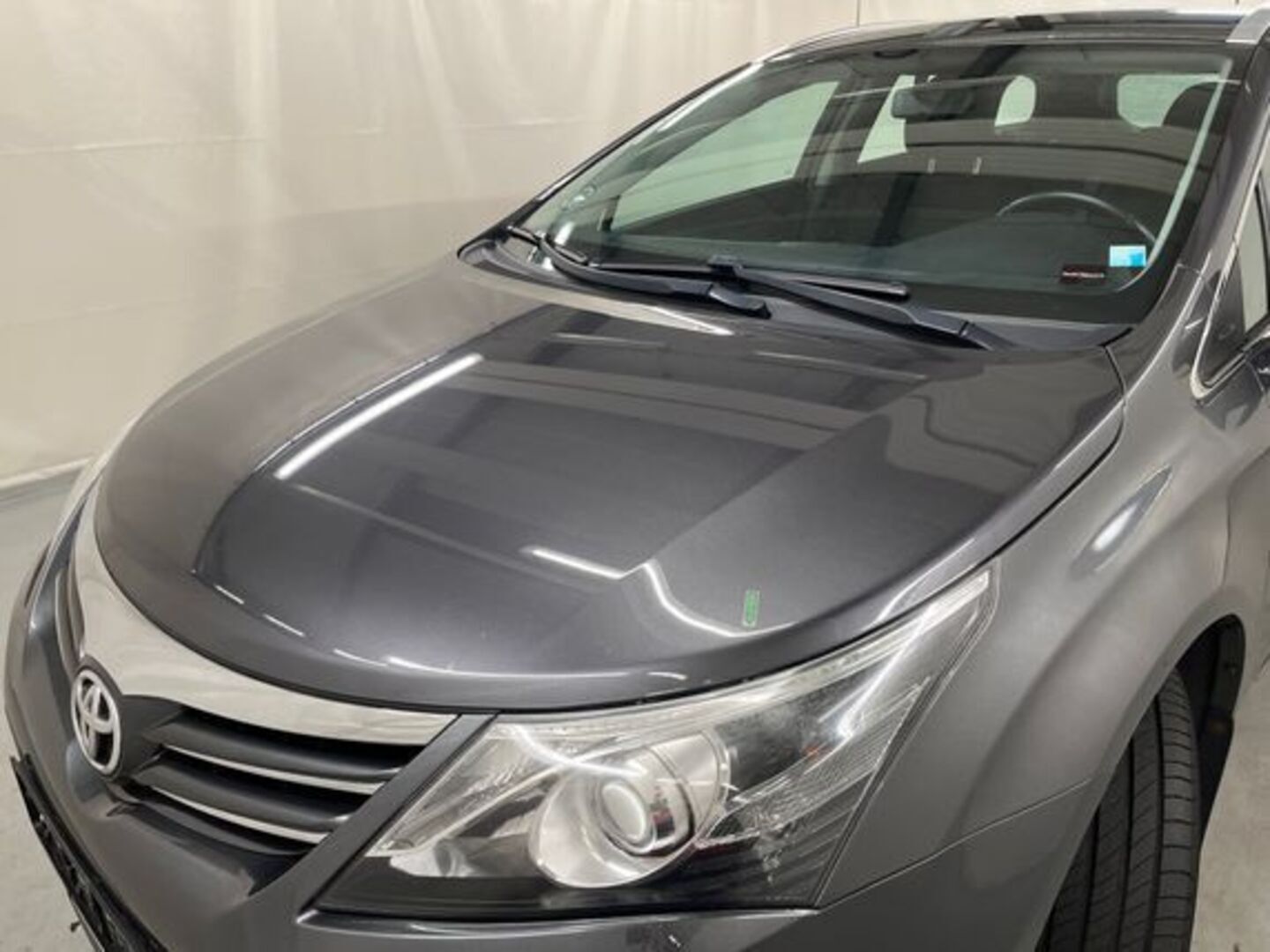 TOYOTA AVENSIS 2015