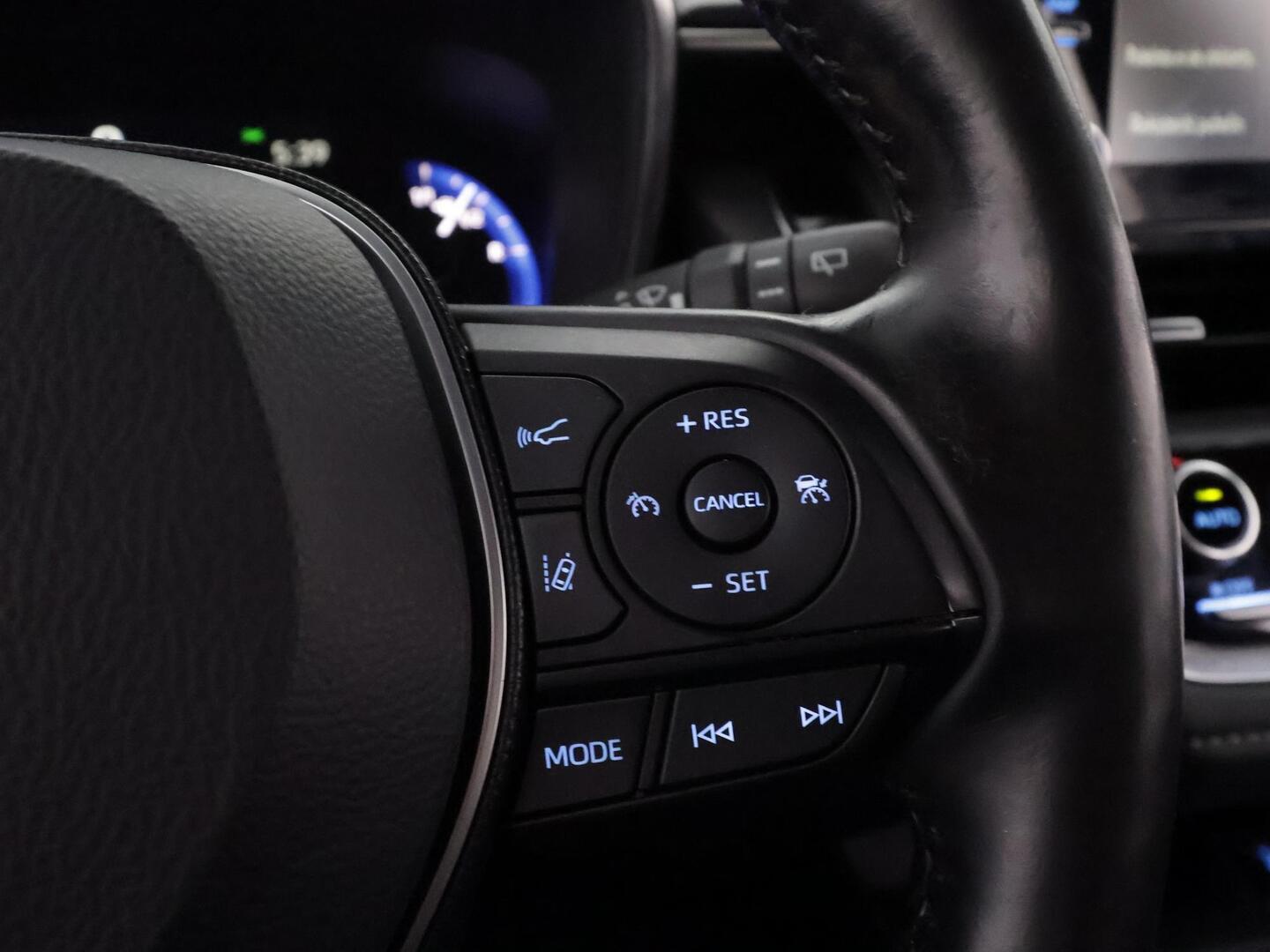 TOYOTA COROLLA 2019