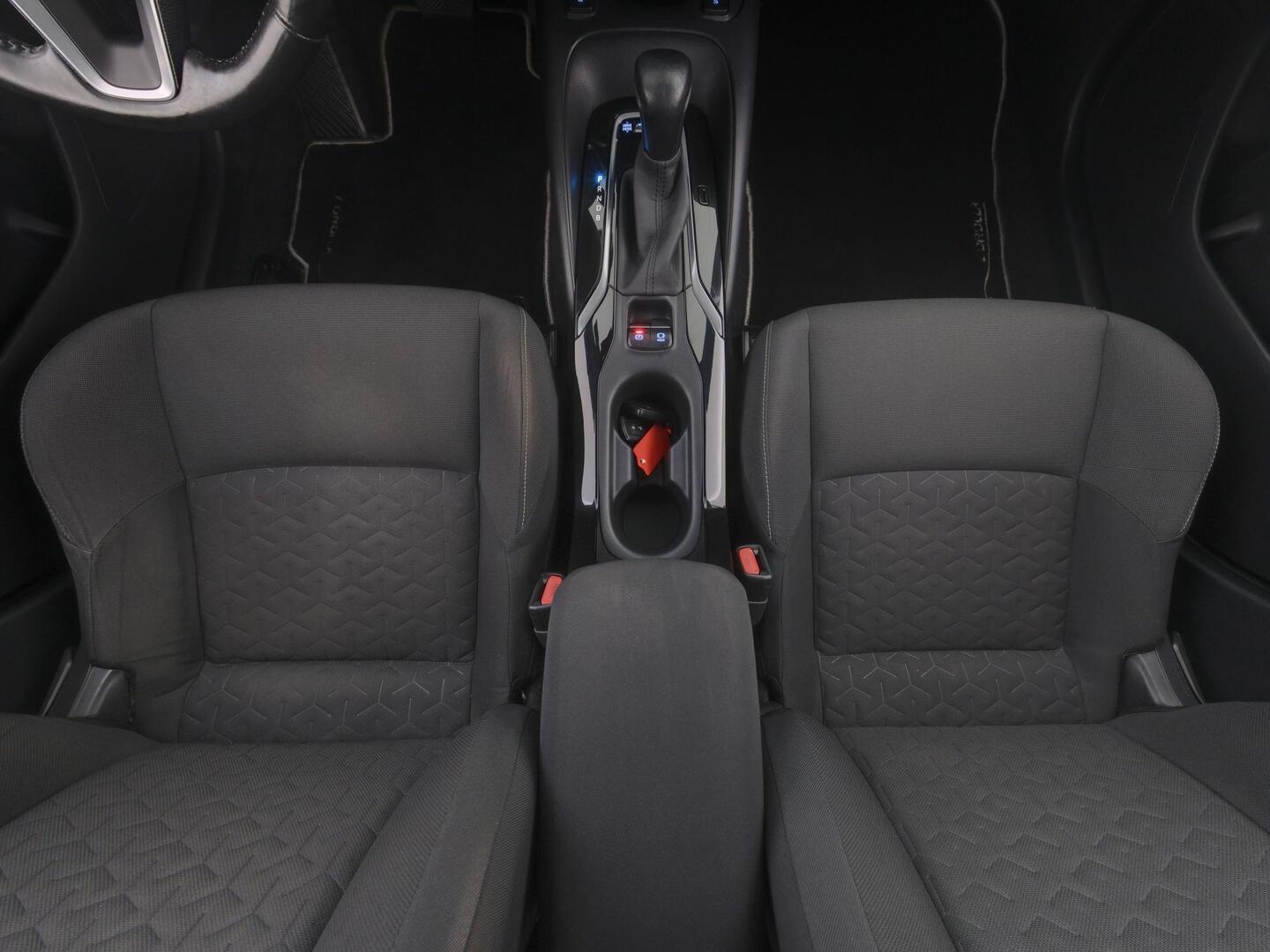 TOYOTA COROLLA 2019