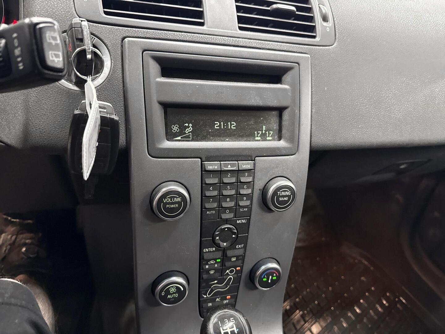 VOLVO V50 2009
