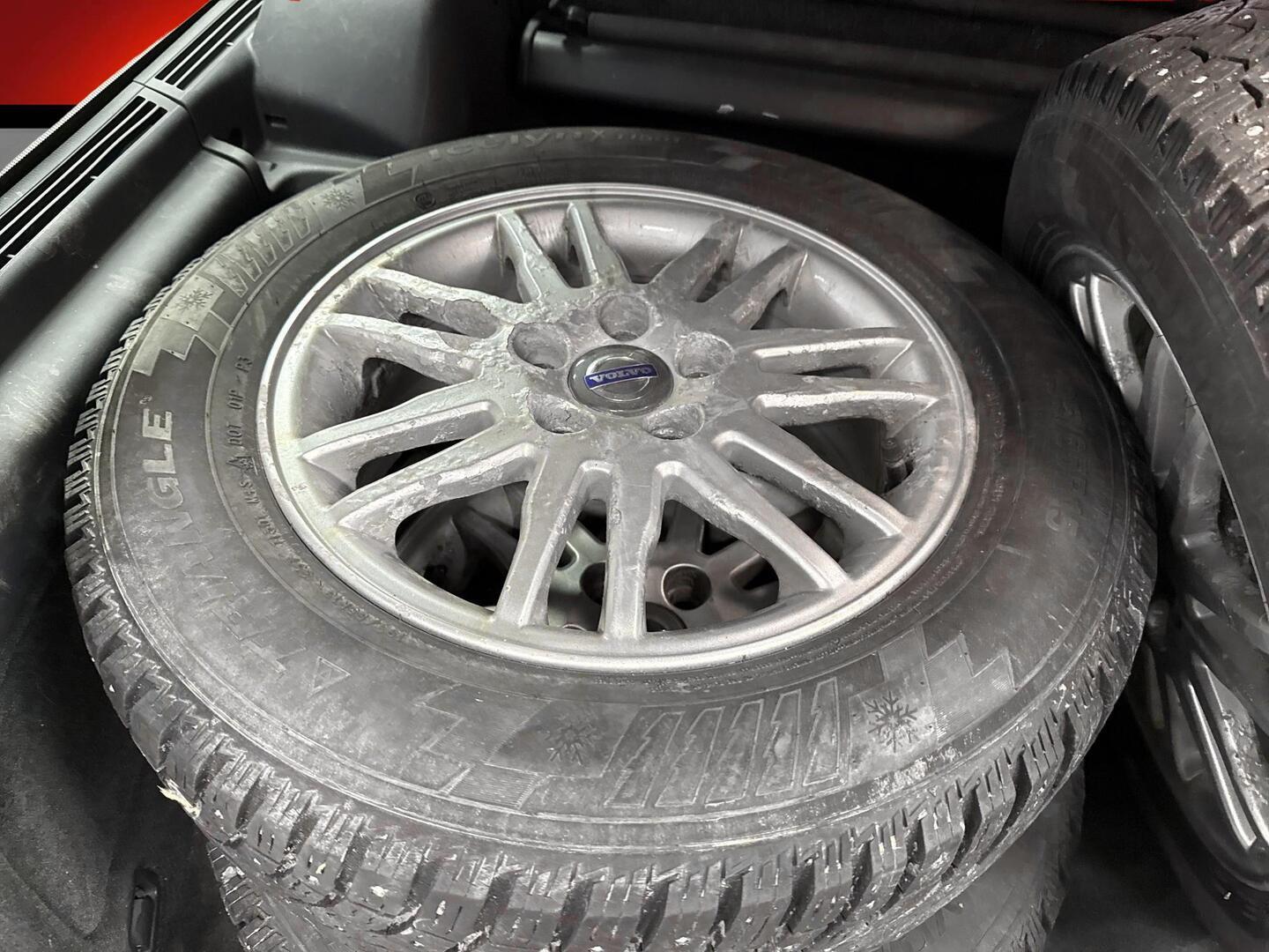 VOLVO V50 2009