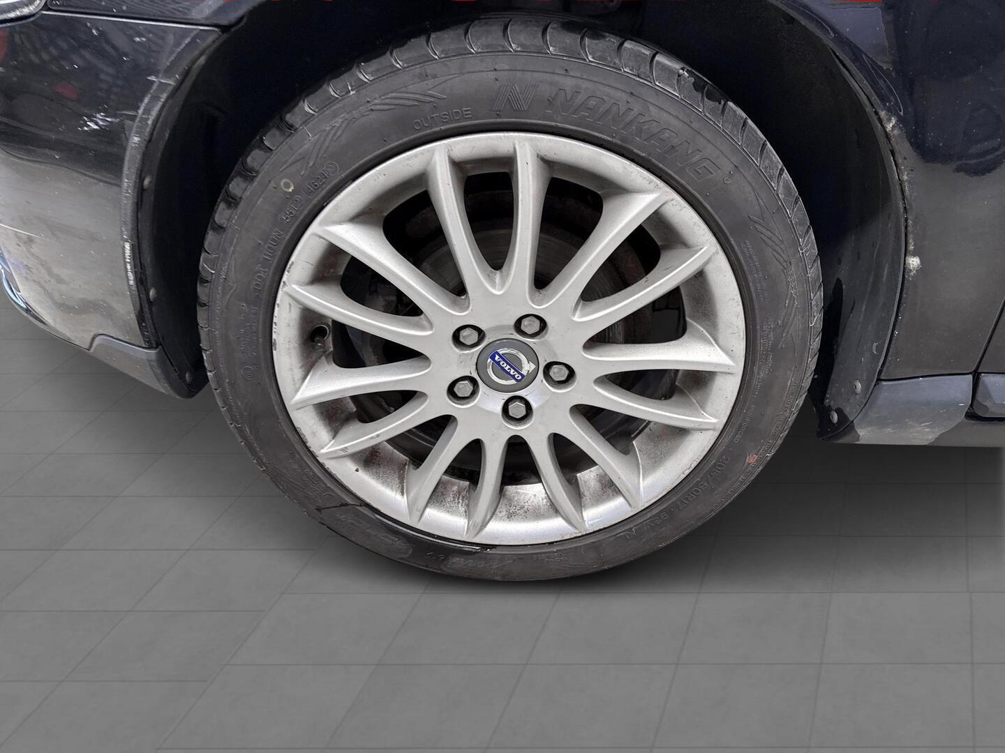 VOLVO V50 2009