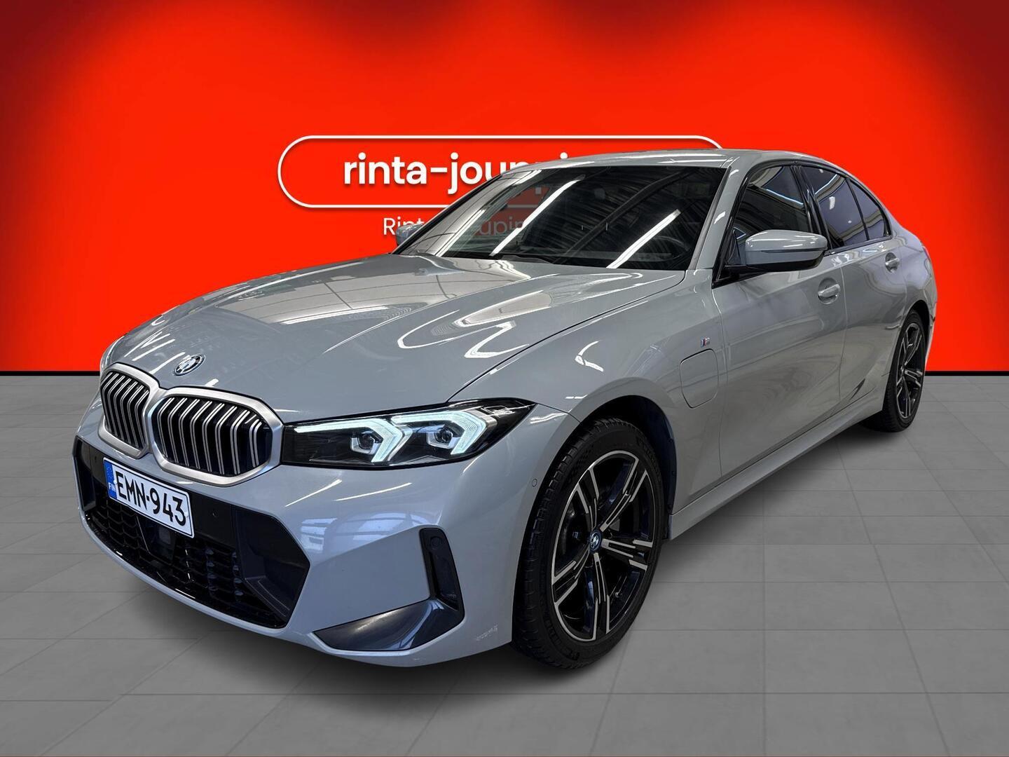 BMW 330 2024