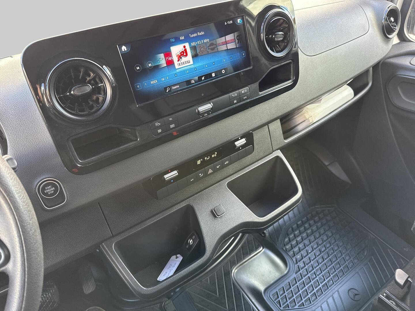 MERCEDES-BENZ Sprinter 2019