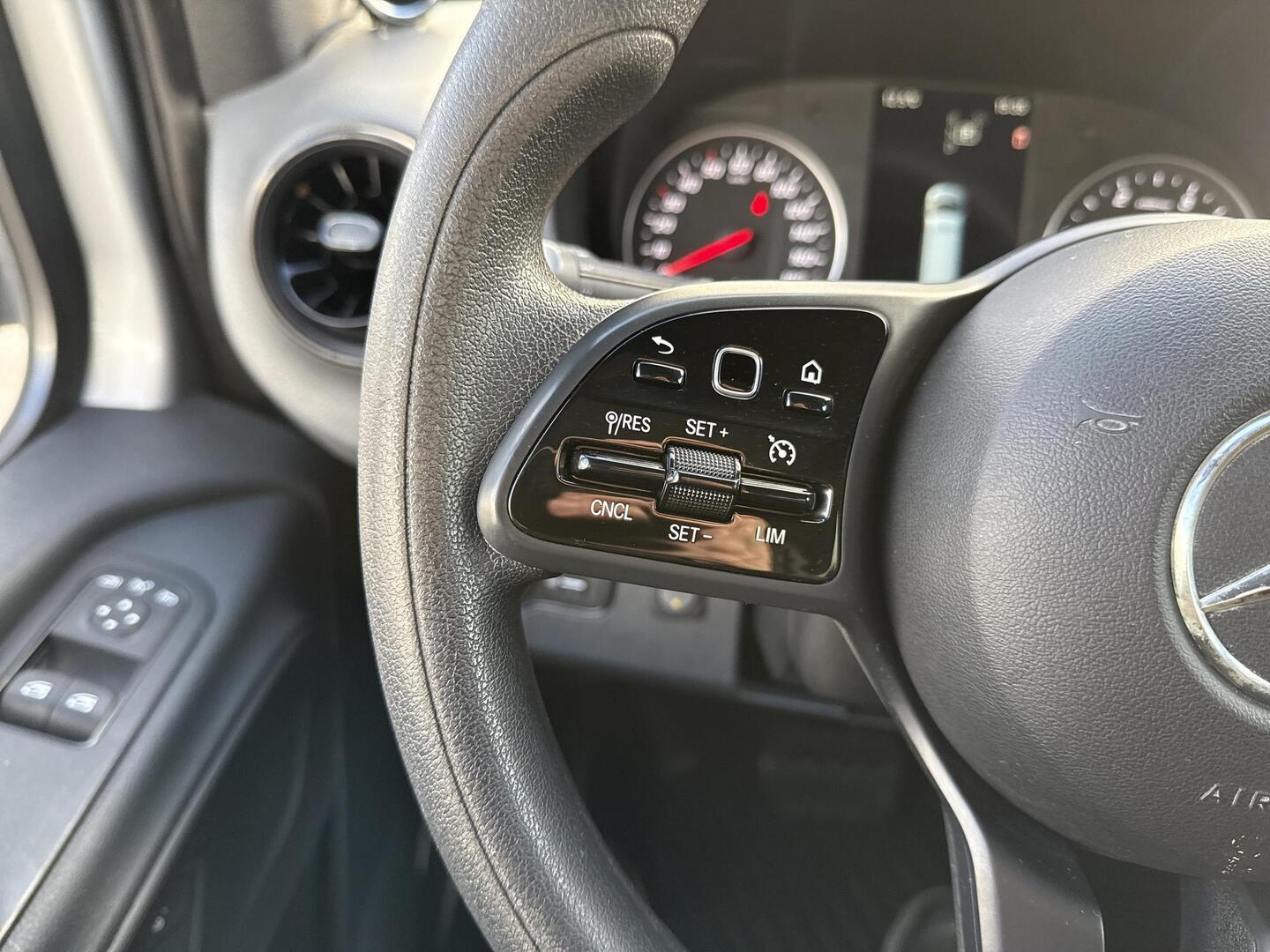 MERCEDES-BENZ Sprinter 2019