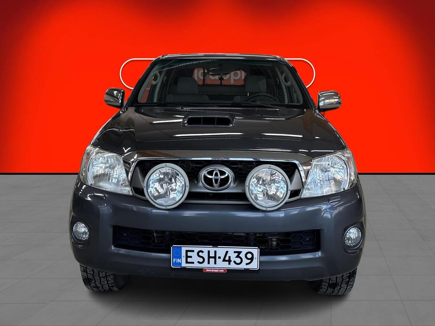 TOYOTA Hilux 2010