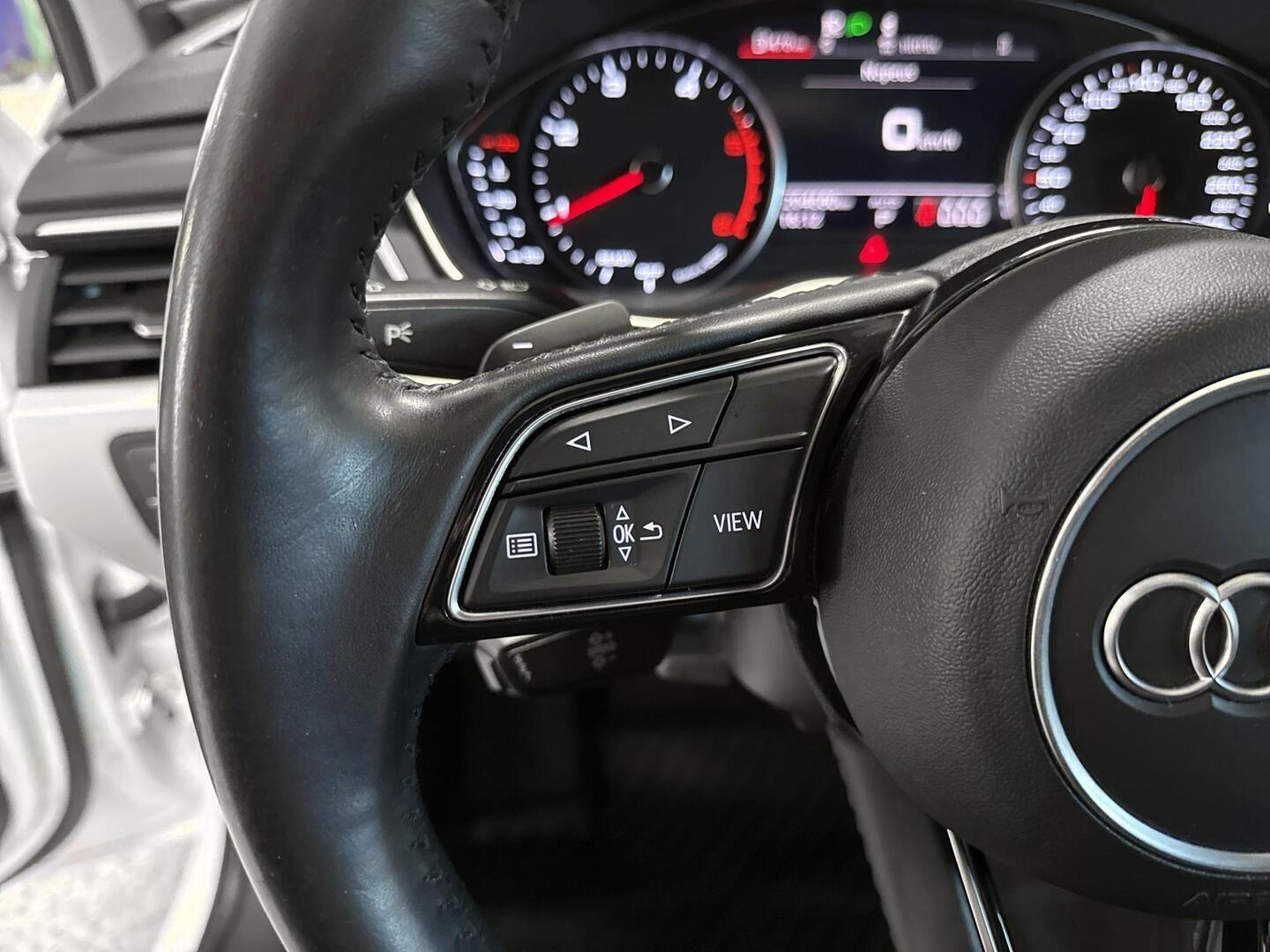 AUDI A4 2019