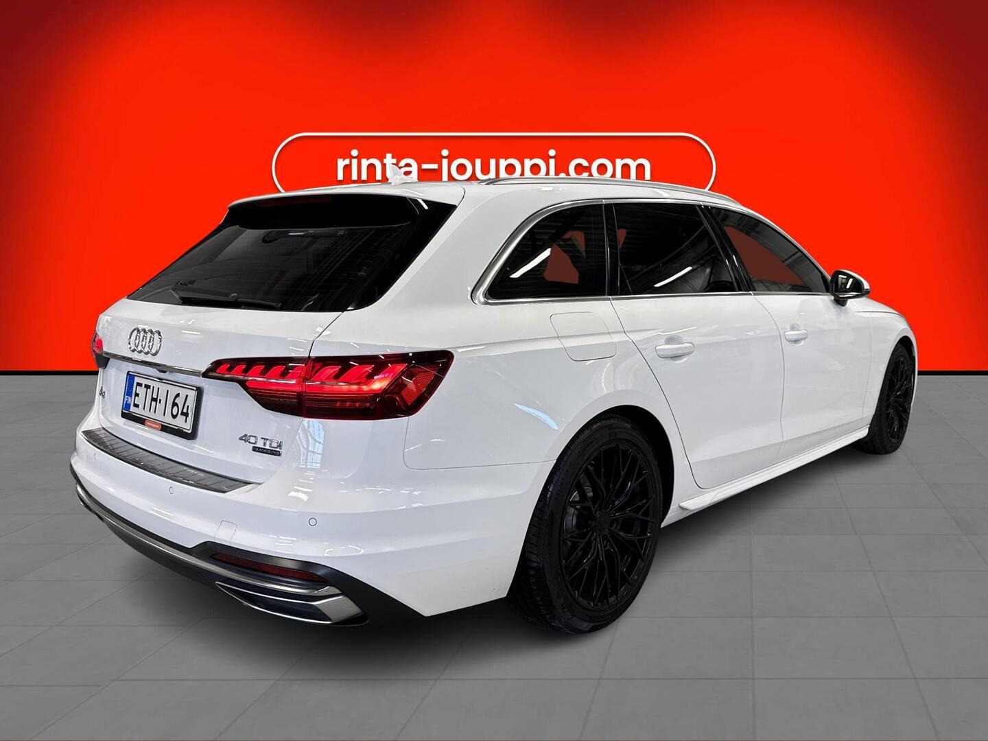 AUDI A4 2019