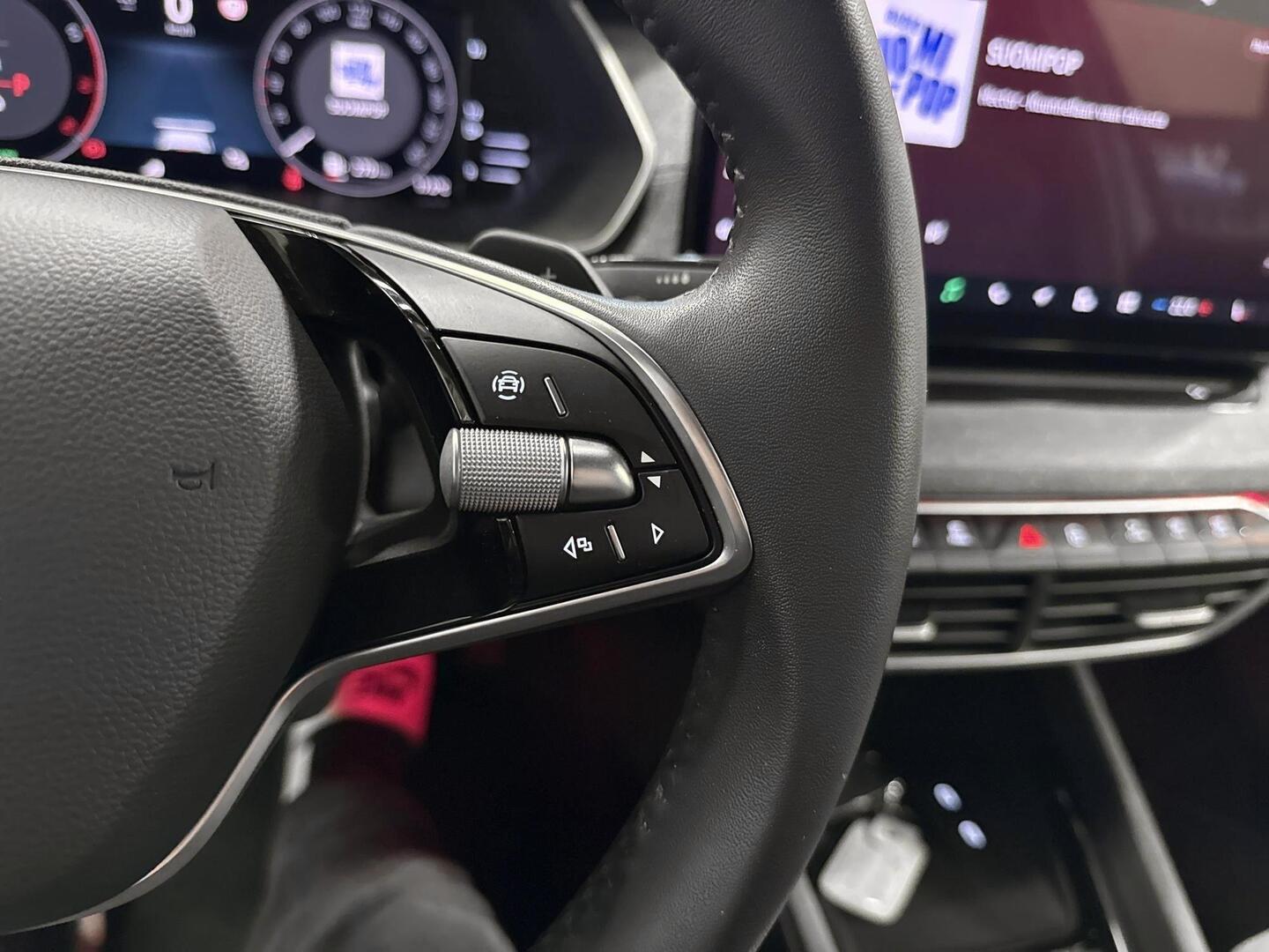 SKODA OCTAVIA 2025