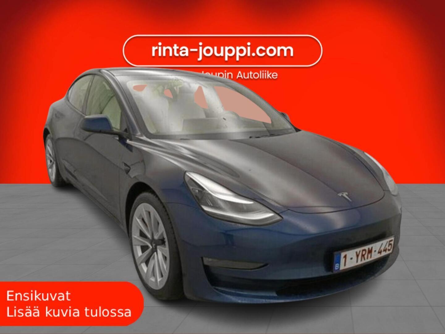 TESLA MODEL 3 2021