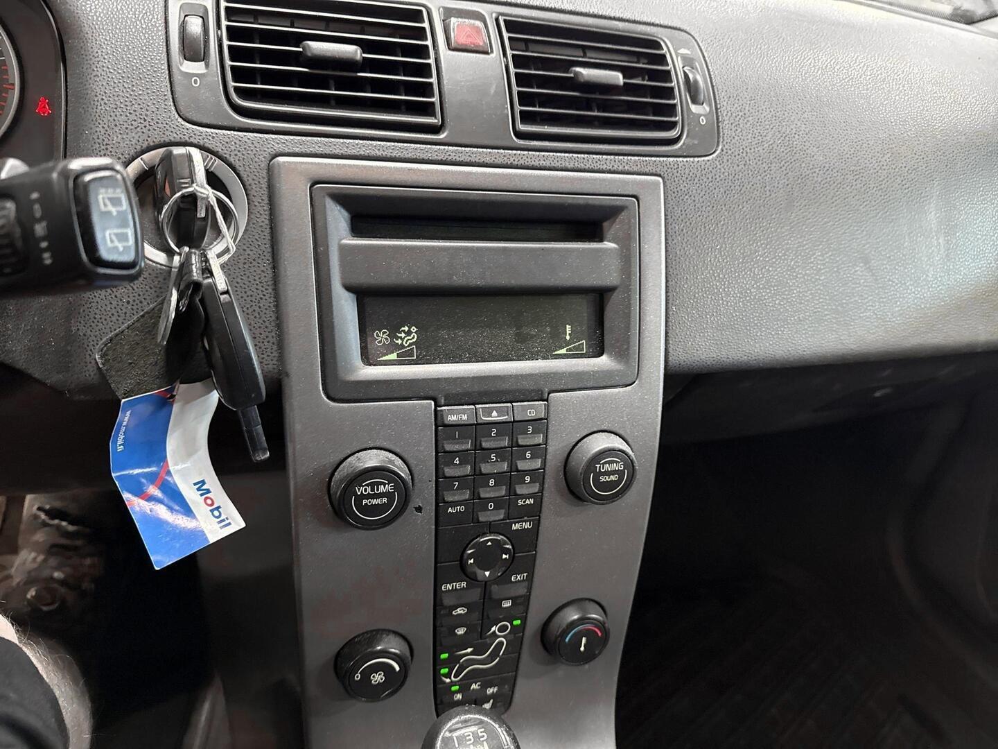 VOLVO V50 2005