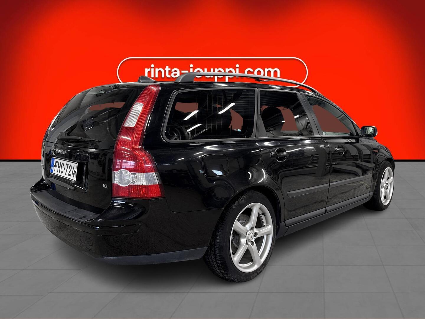 VOLVO V50 2005