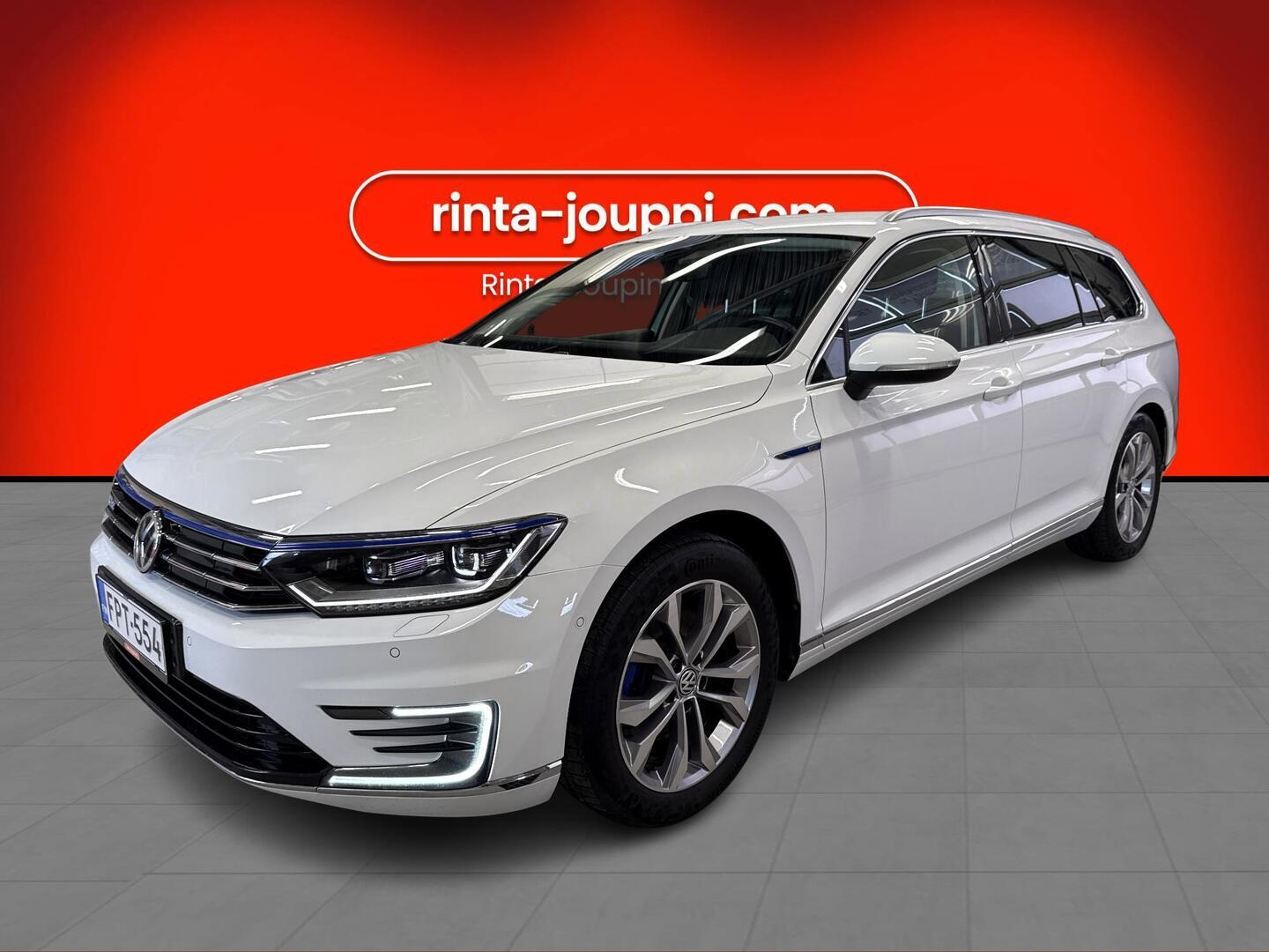 VOLKSWAGEN Passat 2016