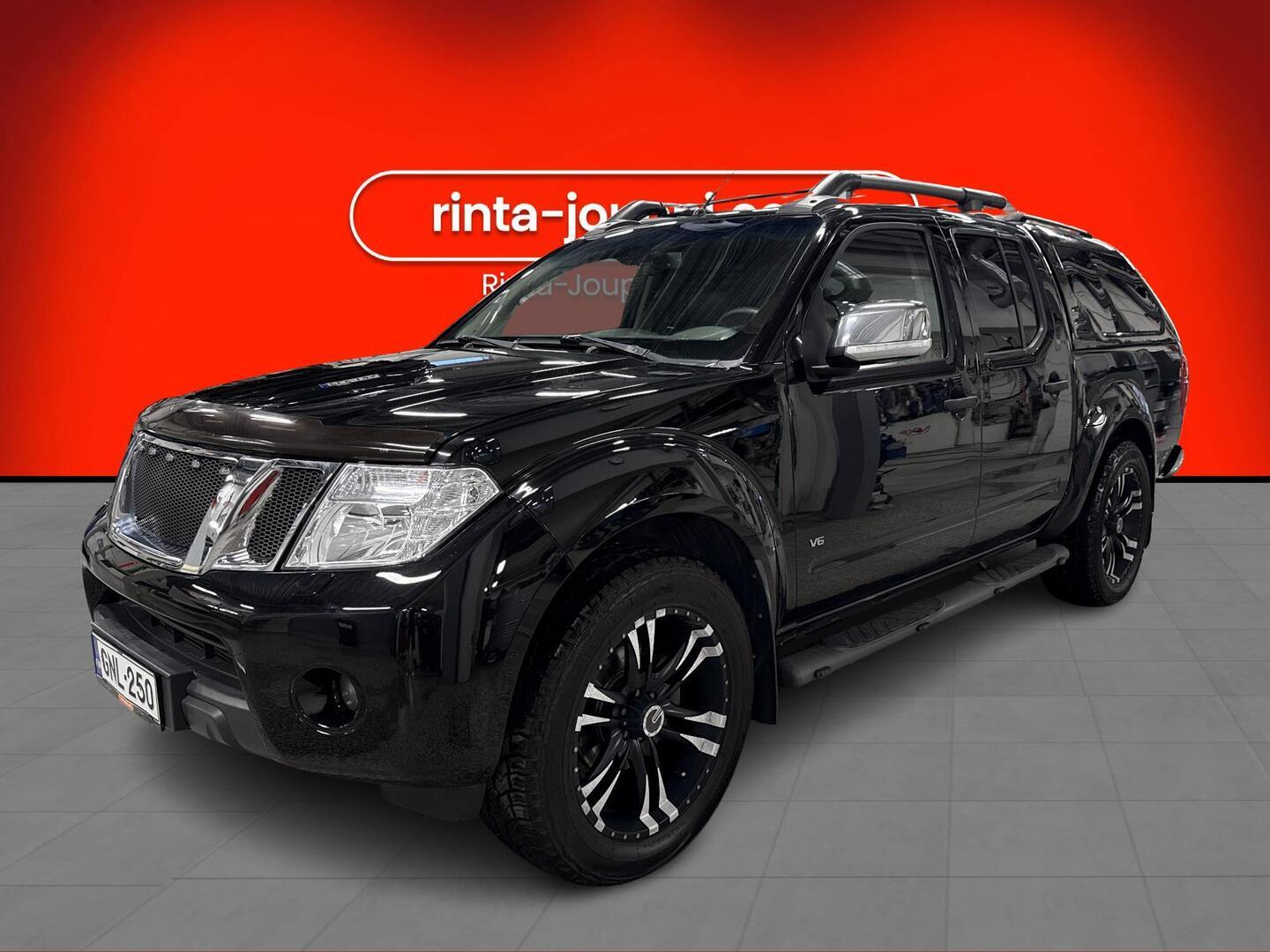 NISSAN Navara 2012