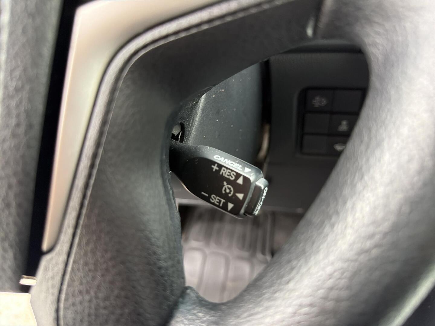 TOYOTA Land Cruiser 2020