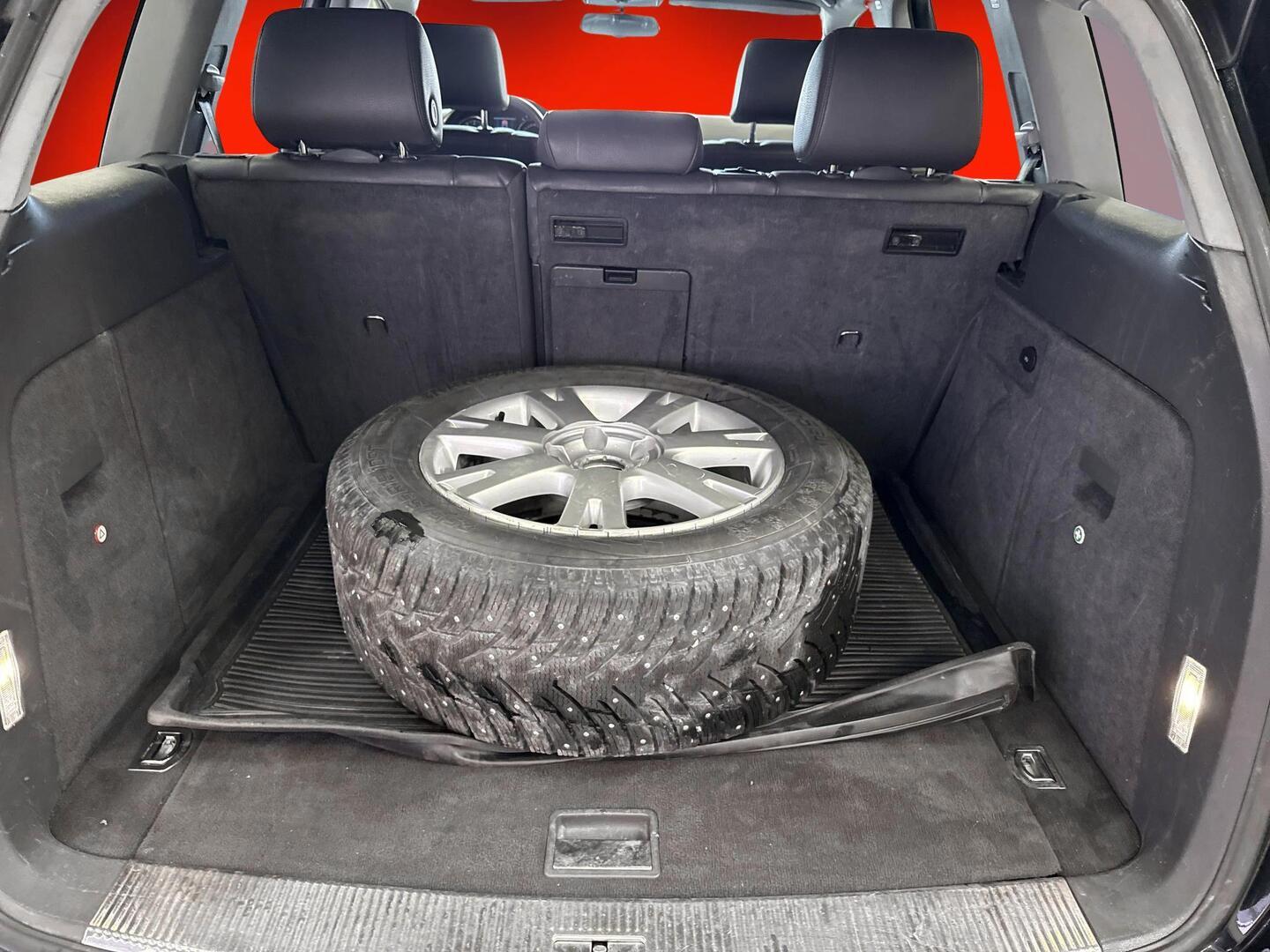 VOLKSWAGEN Touareg 2006