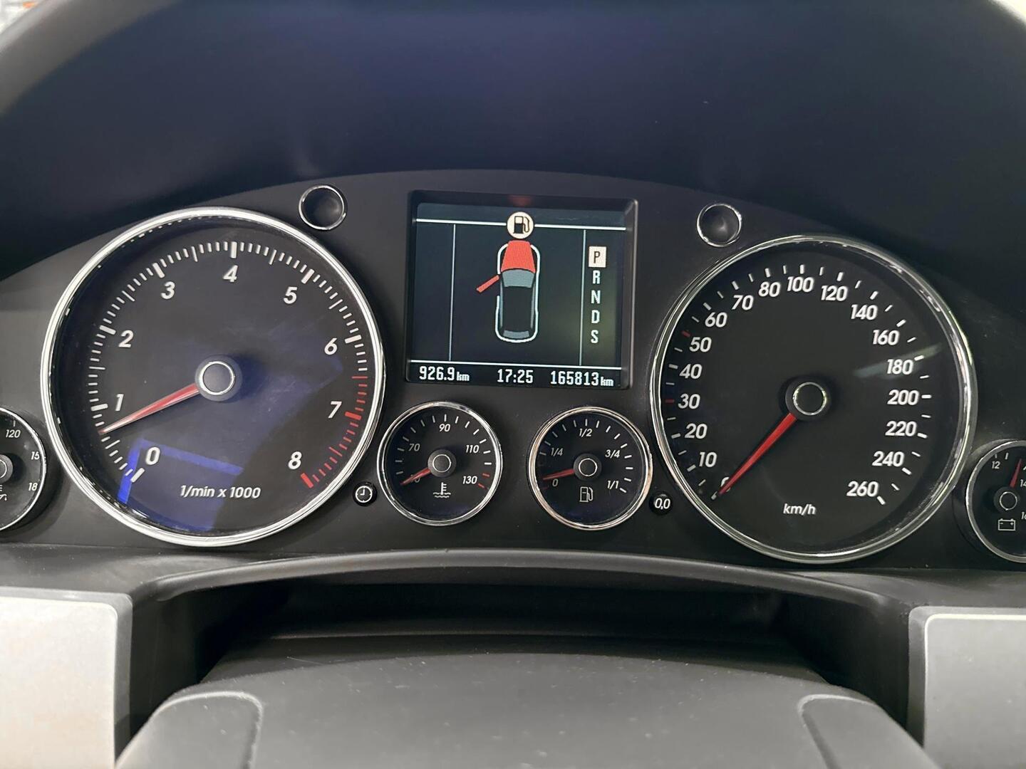 VOLKSWAGEN Touareg 2006