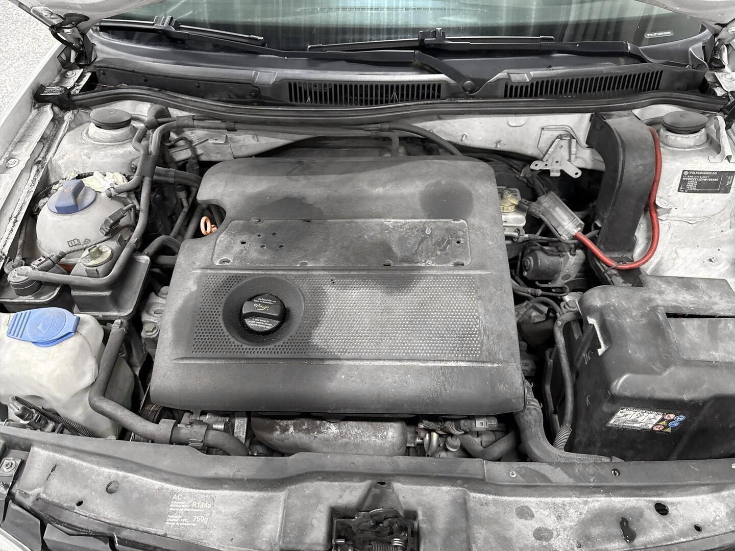 VOLKSWAGEN Golf Variant 2004