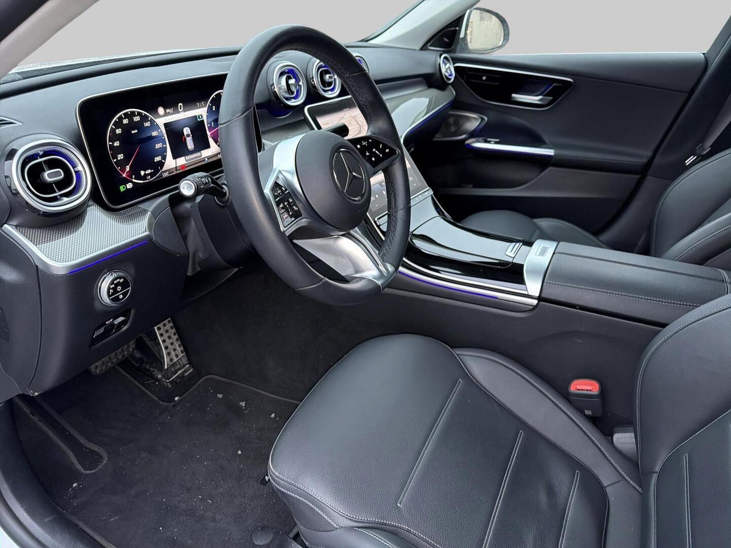 MERCEDES-BENZ C 2022