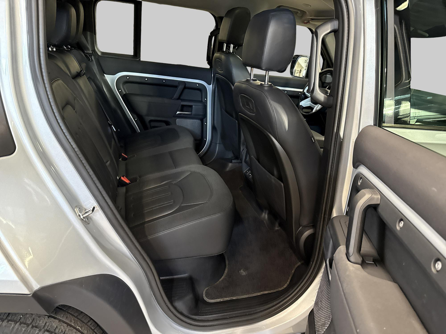 LAND ROVER Defender 2020