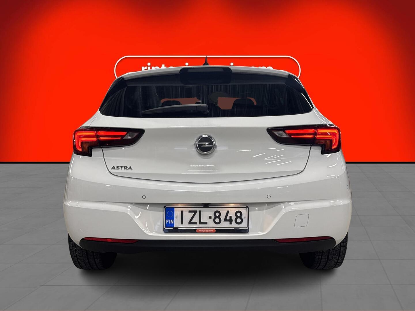 OPEL Astra 2021