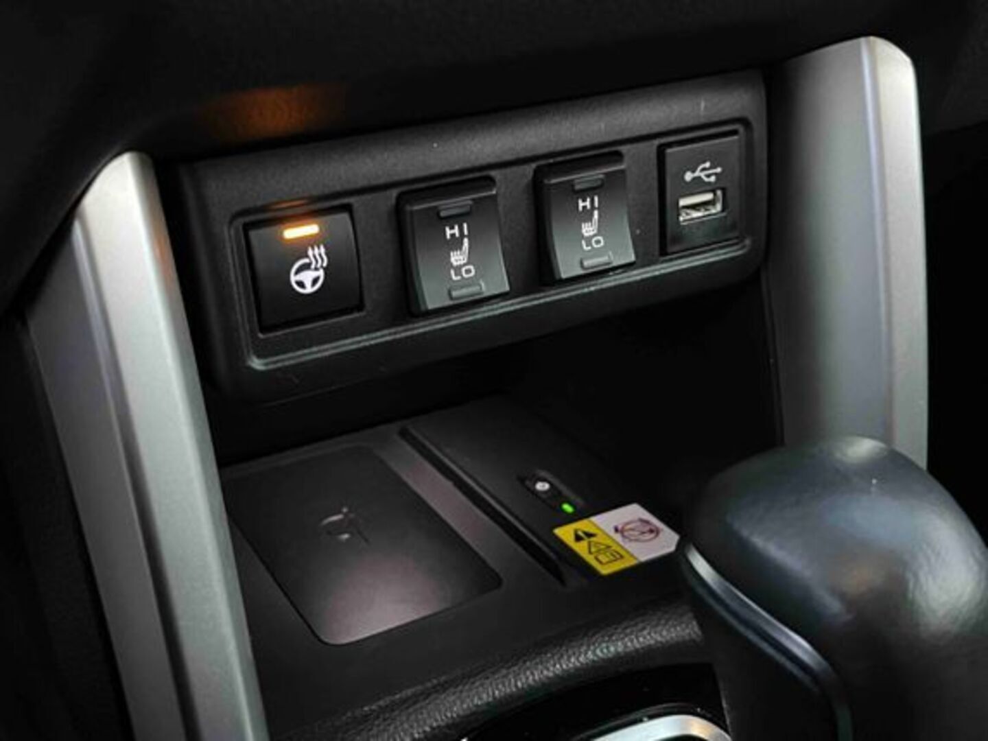 TOYOTA COROLLA CROSS 2023