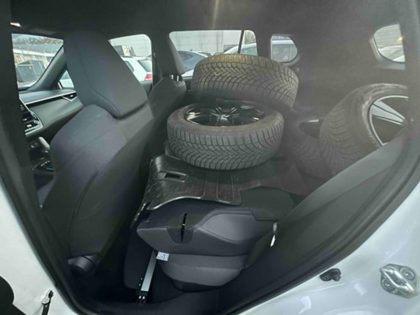 TOYOTA COROLLA CROSS 2023