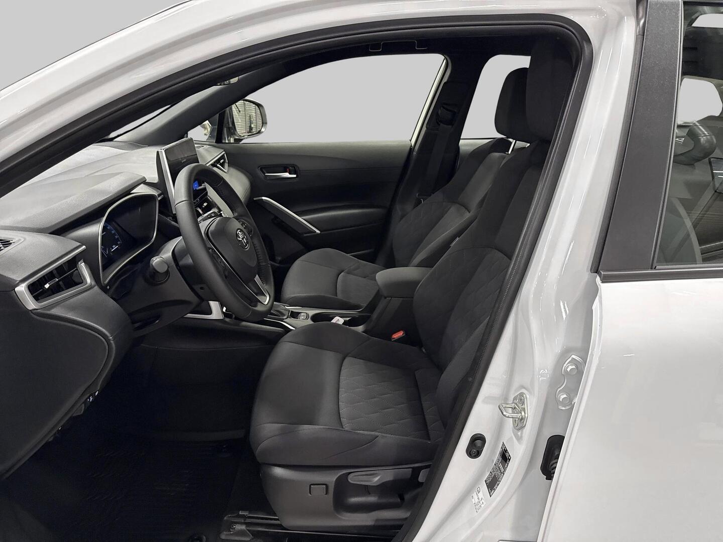 TOYOTA COROLLA CROSS 2025