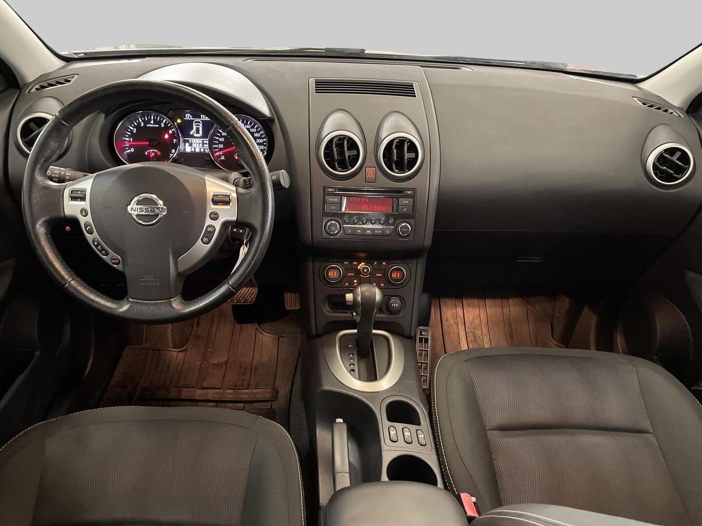 NISSAN Qashqai 2013
