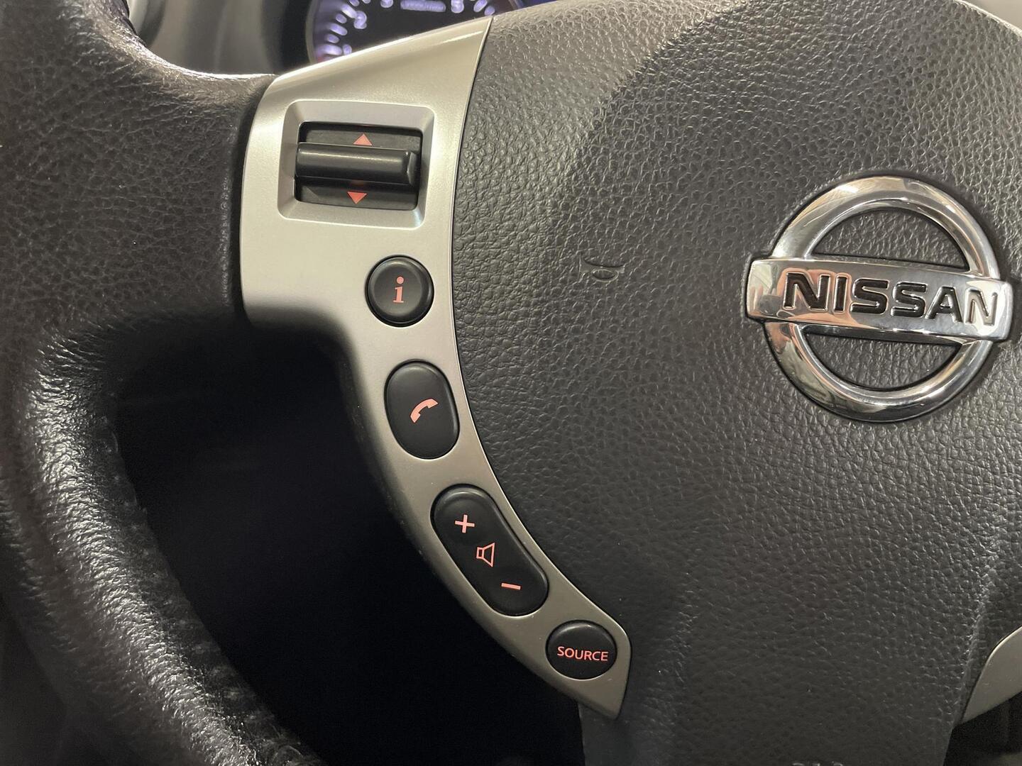 NISSAN Qashqai 2013