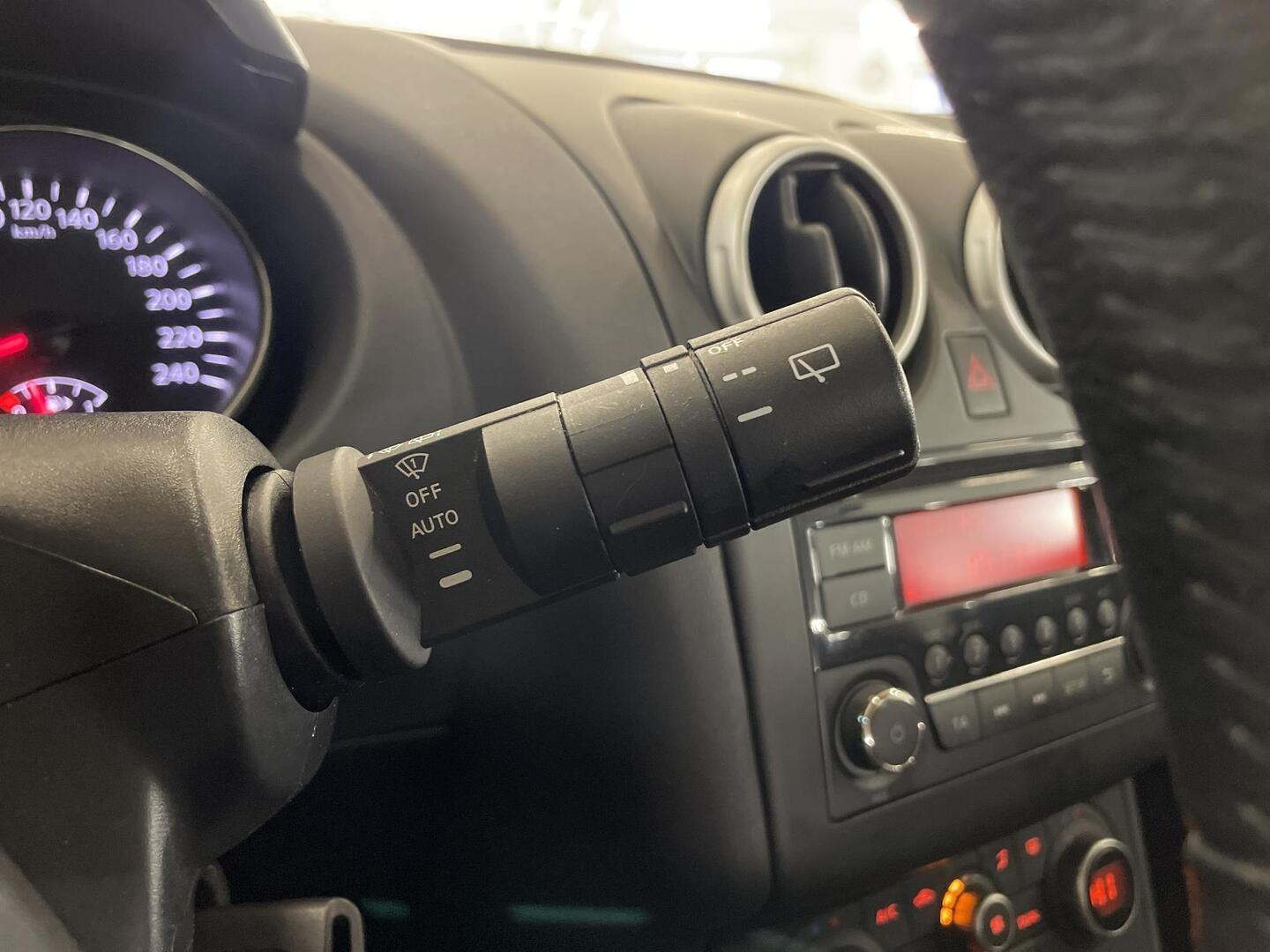 NISSAN Qashqai 2013