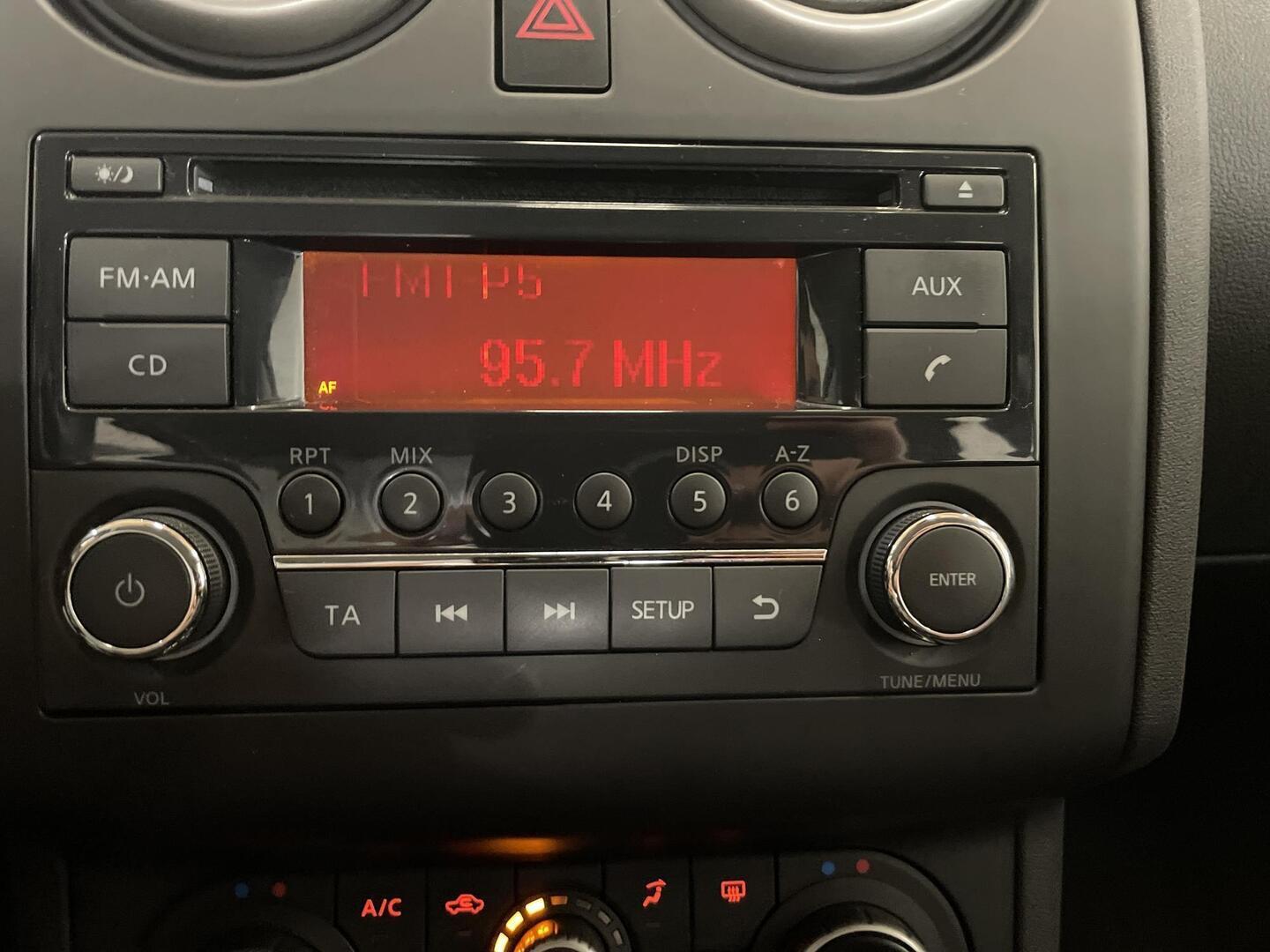 NISSAN Qashqai 2013