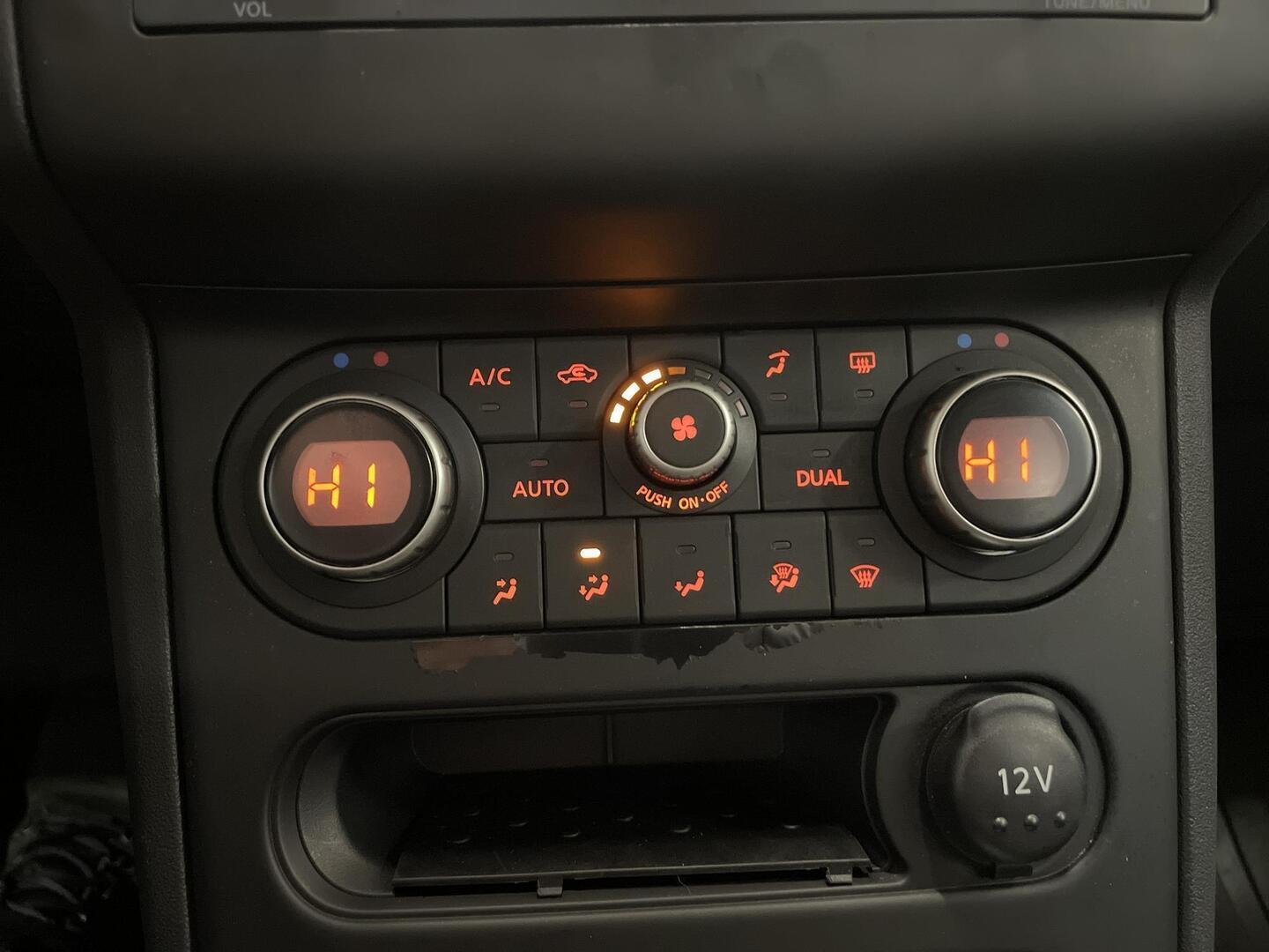 NISSAN Qashqai 2013